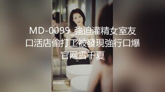  喜欢吃JB吗冷艳美女大屌狂吃，娇喘呻吟非常享受，你逼逼好多水好湿