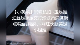  巨乳熟女阿姨 奶头真的好粉 舔逼吃奶 大奶子小哥爱不释手 疯狂输出 操完还要揉揉