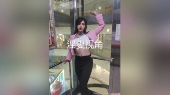    婴儿肥美乳骚女3P两大汉爆操双屌左右开弓一起舔，插嘴扣穴轮番上，好舒服好喜欢，双男轮流操