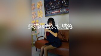 Stripchat，清纯美少女【ANNA102】外表甜美，坐在地上扣穴，手指插入猛扣，娇喘呻吟浪叫