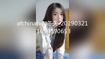 在满员公交车上后排口交，妻子肆无忌惮，我却紧张得勃起困难，刺激又害怕！