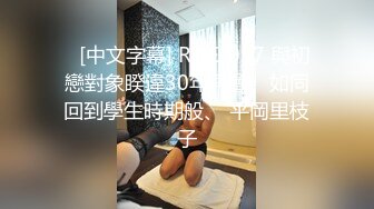 夫妻邀请单男一起3P骚老婆 手握两根鸡巴轮裹 叠罗汉双洞齐开