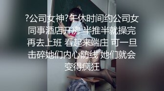  两个年轻小妹全程露脸精彩4P生活，淫声荡语不错吃奶舔逼交大鸡巴