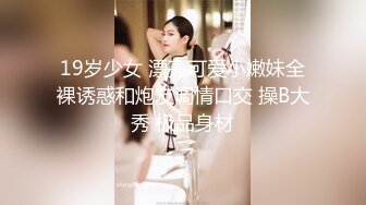 【李总探花】性感黑衣长裙妹子，舌吻摸逼调情一番洗完澡穿着衣服口交，后入大力猛操呻吟