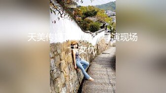 吐痰推荐宅男女神网红极品嫩妹【萌白酱】双马尾清纯蓝裙子天然白虎馒头粉B自抠让你撸到肾虚