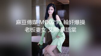  这个小姐姐真是性感啊 饱满硕大奶子修长大长腿坐在沙发上看的欲望狂涨鸡巴蠢蠢欲动