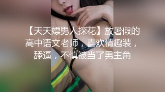 金发美女！漂亮纹身网红小姐姐！按住双手骑脸插嘴，跪在沙发后入