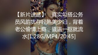 巨乳饥渴女友和男友啪啪，特别喜欢吃鸡巴